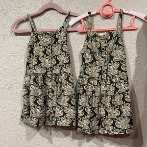 Twin set of Kate Quinn Snake Floral Patterned Sleeveless Dresses